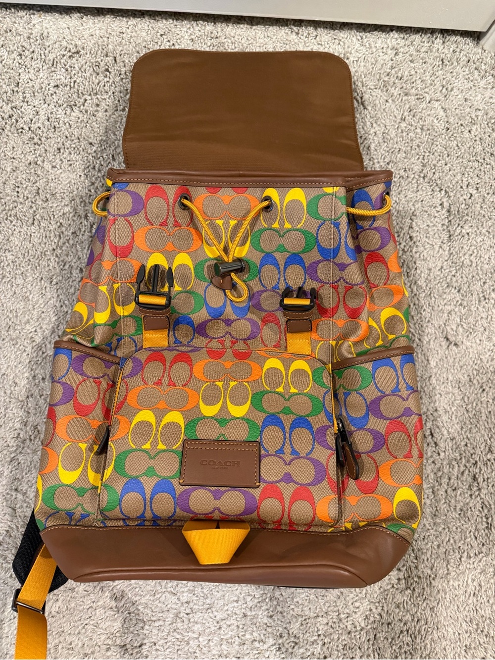 Coach pride medium backpack (2022) 🌈 - Picture 5 of 6